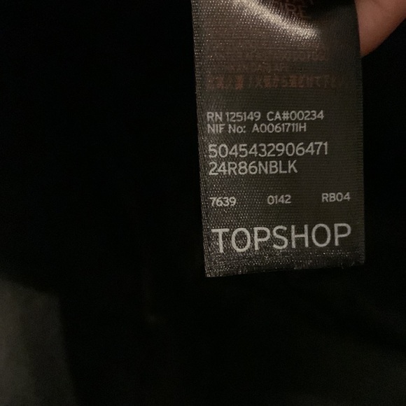 Topshop black woven rattan circle purse 👜 - Picture 2 of 3